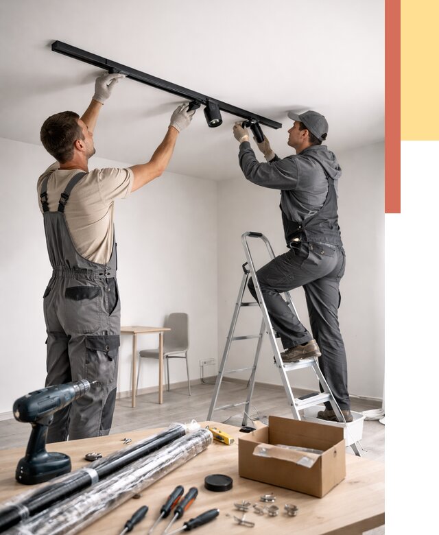 Установка трековых светильников в натяжной потолок в Долгопрудном от 4261 руб. | ОТДЕЛОЧНИК-Длг